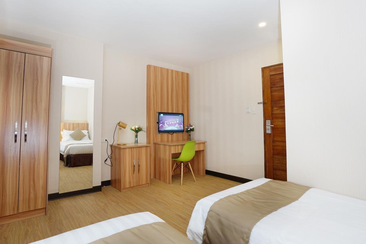 Baypark Hotel Calbayog Buitenkant foto