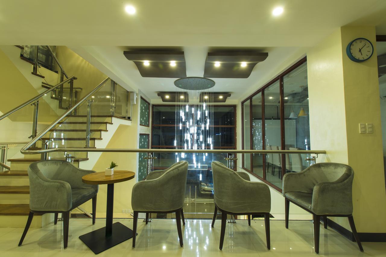 Baypark Hotel Calbayog Buitenkant foto