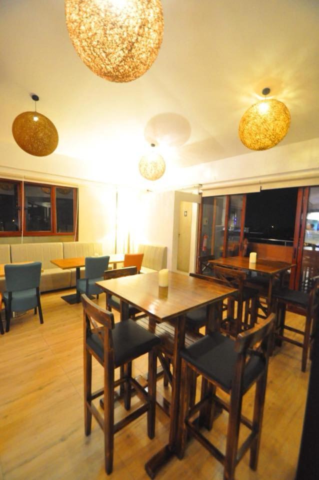 Baypark Hotel Calbayog Buitenkant foto