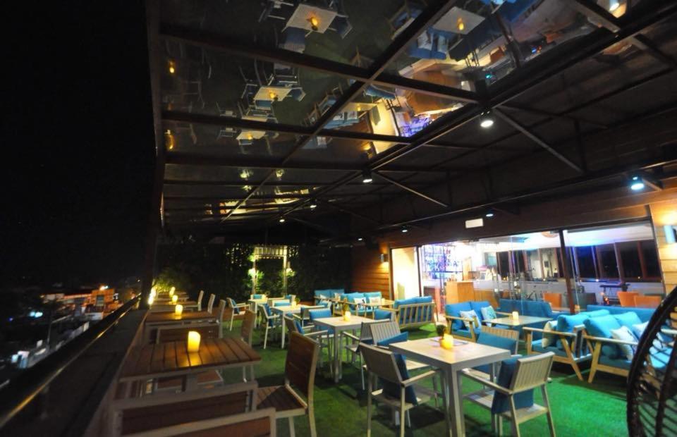 Baypark Hotel Calbayog Buitenkant foto